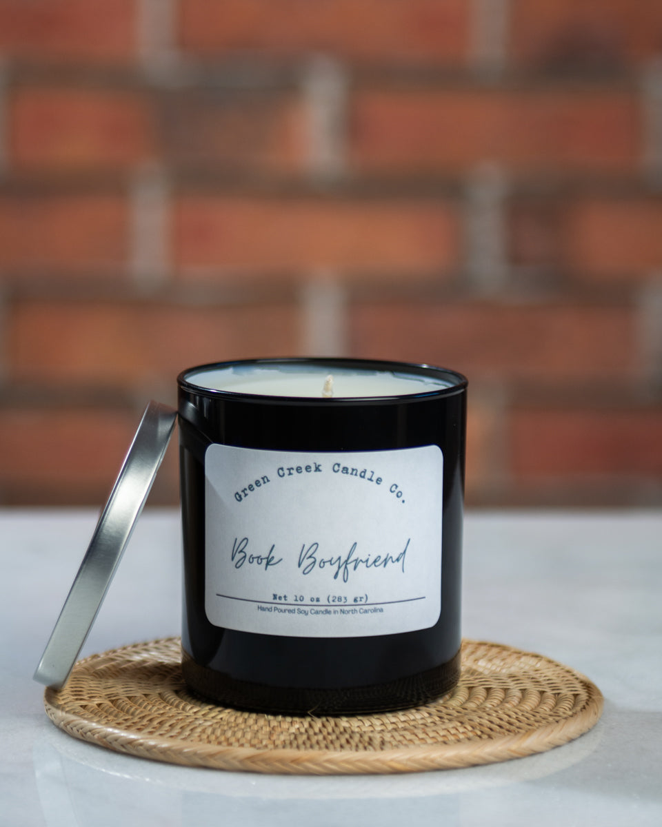 10 oz Amber Tumbler with Book Boyfriend fragrance